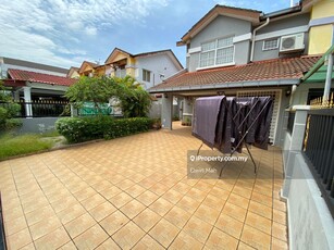 Well Kept 2 Storey End Lot, Kitchen & Living Hall Extend, Fully Tiles