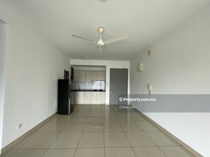You vista 3bedrooms partial furnished for rent walk distance to mrt
