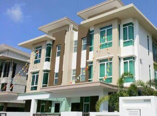 3 Sty Exclusive Semi-D, The Generations Ramal Villa Kajang