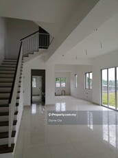 3 sty Terraced Corner Tropicana Cheras Kajang For Rent