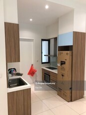 Brand New Condo For Sale, Walking Dist To MRT Station/Restaurant/Shops