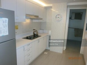 Fully furnished Unit for rent with Taman Desa View
