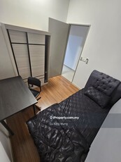 M Vertica Junior Medium room for rent