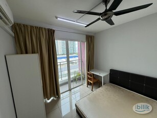 Middle Room at Pacific Place, Ara Damansara
