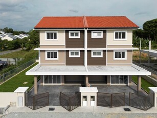 New 3 Storey Semi D House, Sungai Ramal Dalam, Kajang | Direct SILK Highway