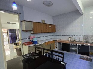 Rent - Sri Sinar double storey house - good condition & easy access