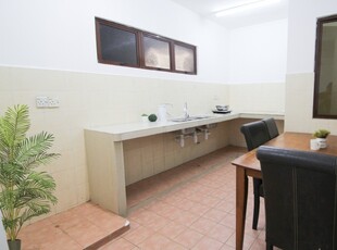 The lowest Price Fully Furnished Single Room at Palm Spring, Kota Damansara
