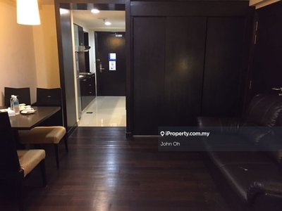 Sunway pyramid resort suite next to shopping malls furnished for Sale