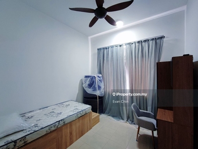 Sri Petaling Female Room For Rent