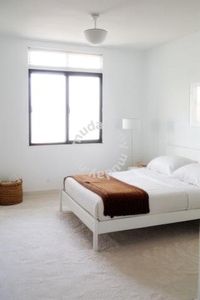 Double Room (Queen Bed) For Rent