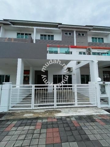 Fully Furnished 3 Storey Terrace , gated and guarded at Kota Permai