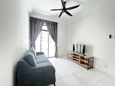 Platino Serviced Apartment 2 Bedrooms 2 Bathrooms Beside Paradignm Mall, Fully Furnished
