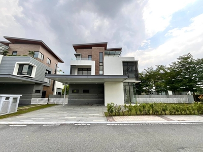 CORNER LOT BRAND NEW Three Storey Bungalow House Long Branch Residences Kota Kemuning Shah Alam Selangor Puncak Alam