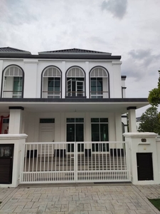 CORNER LOT GOOD CONDITION Two Storey Terrace House Merrydale Type C Eco Majestic Semenyih Selangor