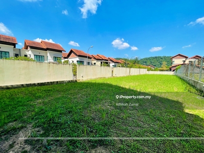 Luxury home with huge land area located on Hartamas hill