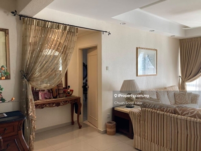 Tanjung Bungah High Floor Clear Seaview Spacious 3 Bedrooms Full Reno
