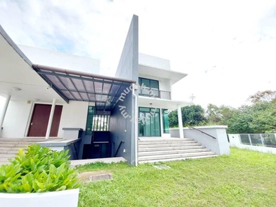 3 storey Exclusive CORNER PRIMO II Bungalow with LIFT,Swimming Pool an