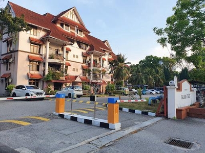 5th Middle bedroom at Halaman Teratai Apartment, Penang