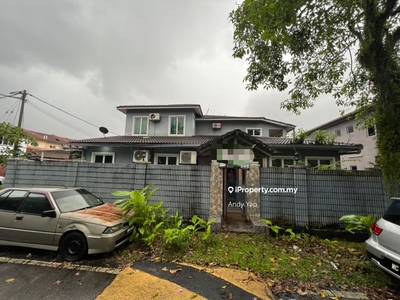 Big Corner In Garing Utama With Fully Renovation And Extend