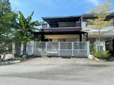 Corner lot. Fully renovated. Riana Ukay. Ulu Kelang. Ampang.