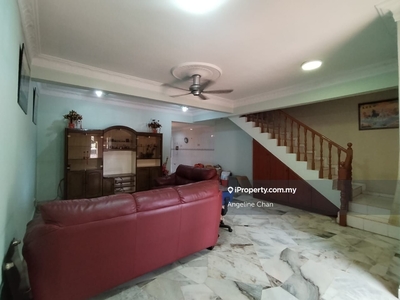 Double Storey Puchong Intan Renovated Extended Nice Condition