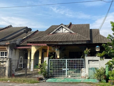 END LOT, FACING OPEN Single Storey Terrace House Taman Puchong Intan Puchong Selangor