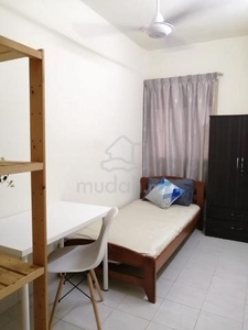 Female Only! Small Room Puncak Damansara Condo Fully Furnished