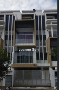 Freehold OUG Taman Gembira 4.5 storey super link with lift