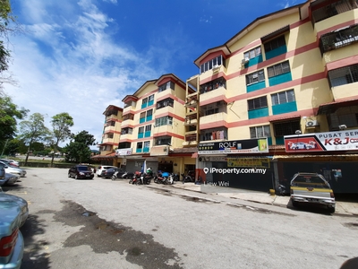 Glen Court, Bandar Sungai long,(3rd floor unit, Low cost)