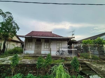 Menglembu Barat Bungalow With Land for Sale - Ipoh