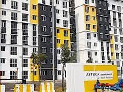 Middle & Small Room at ASTERIA APARTMENT, BANDAR PARKLANDS FOR RENT