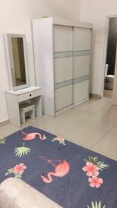 MUTIARA VILLE master room for rent , male unit , fully furnish