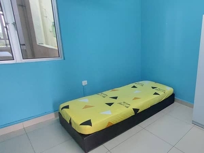 Newly renovated unit , all furniture and electric appliance are new