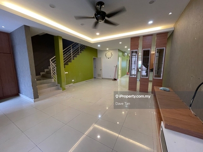 Renovated 2 Storey Superlink House M Residence 1 Rawang with Clubhouse