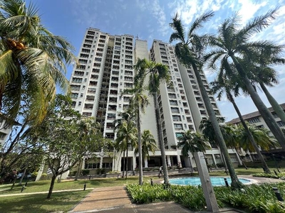 Resort Concept Renovated Modern Freehold Seri Hijauan Condominium