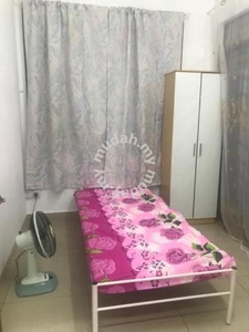Room for Malay Female, Bandar Dato Onn, Shared Washroom