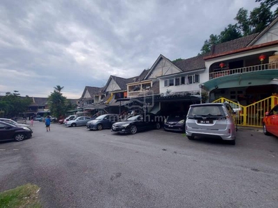 RUMAH CANTIK SIAP RENOVATE Townhouse Taman Bukit Teratai Ampang