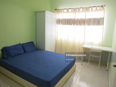 Suriamas Condominium @ Bandar Sunway 4 Bedroom Unit for Sale