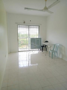 Town Area Apartment 3 Rooms @ Pulau Melaka