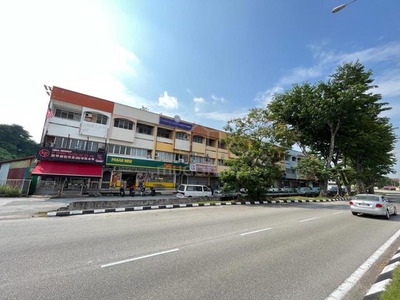 Triple Storey Shoplots Freehold At Pasir Puteh Facing Mainroad Ipoh