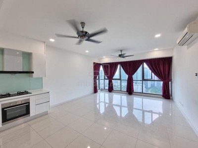 Very Good Environment 2 bedrooms unit for rent at Iskandar Residence