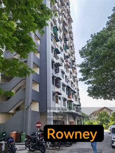 Condo Bukit Jambul with Good Condtition For Sale