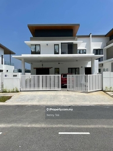 Renovated furnished hilltop 2 storey semi d house sale