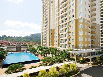Super Hot Ixora Apartment Bukit Beruang MMU nr Ayer Keroh