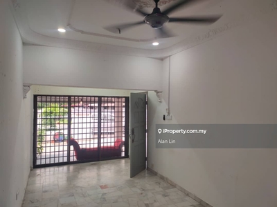 22x70 Single Storey House For Sale Johor Jaya Hot Area Full Loan Unit