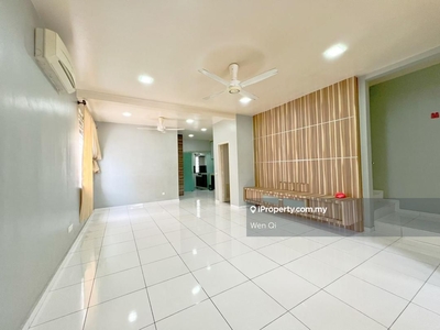 Bukit indah 4bed3bath double storey partial furnished for rent