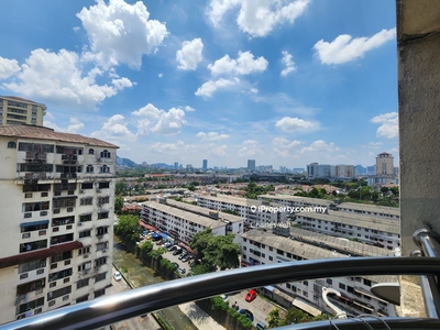 Duplex High floor with 2 car park