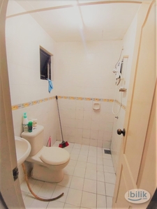 Fully Furnished Master Room With Private Toilet For Rent at Pelangi Utama Bandar Utama