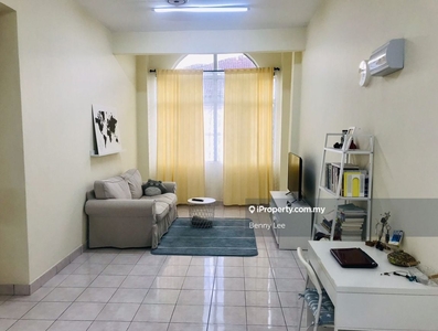 Fully Furnished Renovated 3 Bedrooms