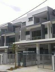 Gated 2.5 storey terrace house, Muzaffar Heights, Ayer Keroh, Melaka